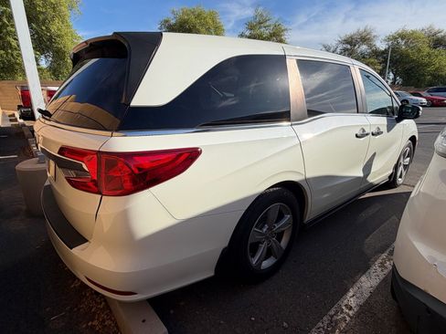 Used 2019 Honda Odyssey EX-L image 3