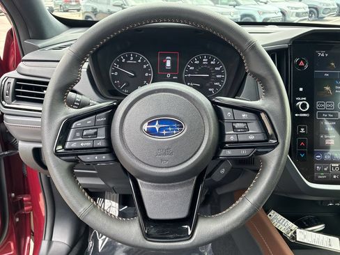 Used 2025 Subaru Forester Touring AWD/4WD image 12