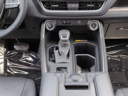 Certified 2024 Toyota Grand Highlander FWD image 19