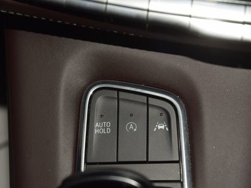 Used 2024 Cadillac Escalade Sport Platinum w/ LPO, Floor Liner Package AWD/4WD image 35