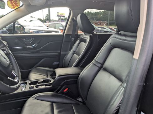 Used 2024 Lincoln Corsair Reserve w/ Equipment Group 201A image 14