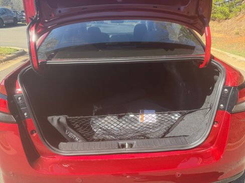 New 2025 Nissan Versa SR w/ Trunk Package FWD image 15