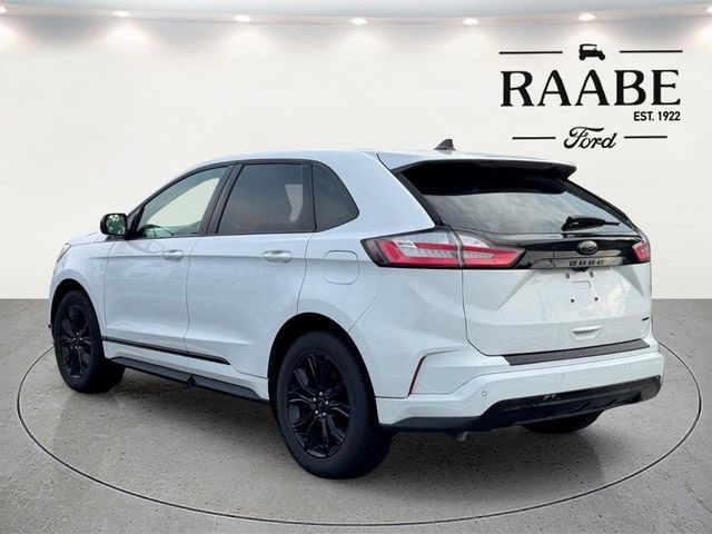 Used 2024 Ford Edge SE w/ Black Appearance Package AWD/4WD image 18