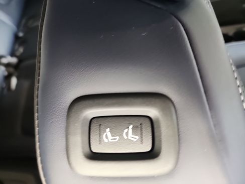 New 2026 INFINITI QX80 4WD image 15