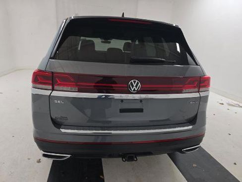 Used 2024 Volkswagen Atlas SEL image 5
