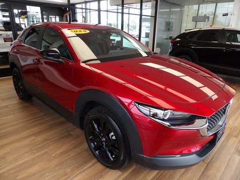 Used 2024 MAZDA CX-30 AWD 2.5 S w/ Select Sport Pkg image 3