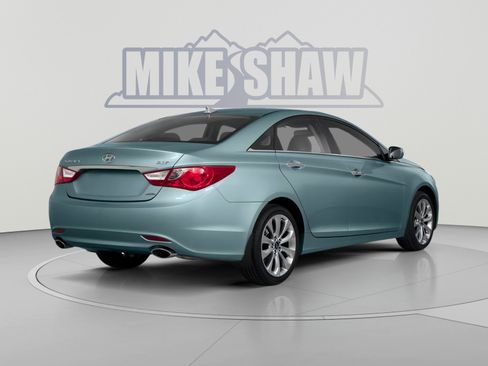 Used 2013 Hyundai Sonata Limited FWD image 2