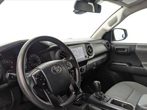 Used 2020 Toyota Tacoma SR image 23