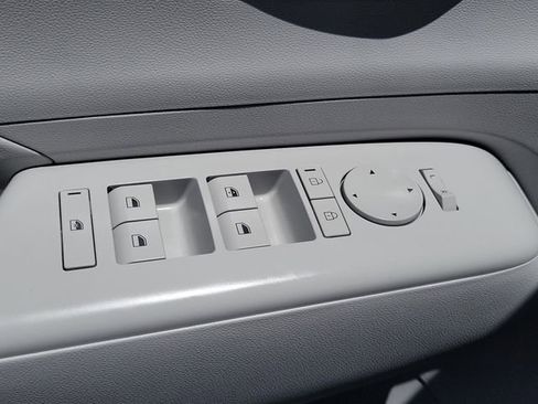 New 2026 Hyundai Kona SE FWD image 18