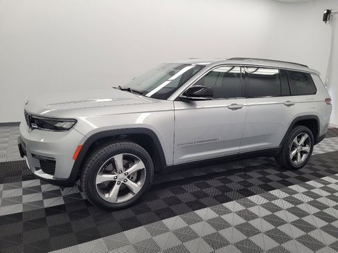 Used 2021 Jeep Grand Cherokee L Limited RWD image 2