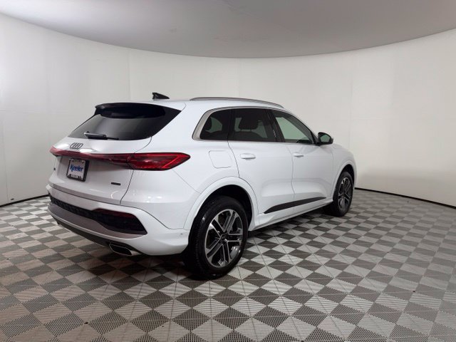 Certified 2025 Audi Q5 Premium w/ Convenience Package AWD/4WD image 8