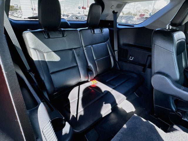 Used 2023 Ford Explorer Limited w/ Limited Technology Package AWD/4WD image 24