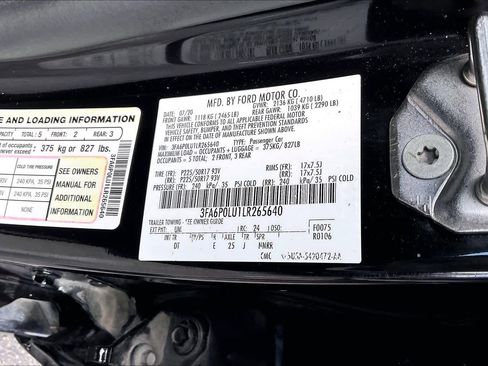 Used 2020 Ford Fusion SE FWD image 30