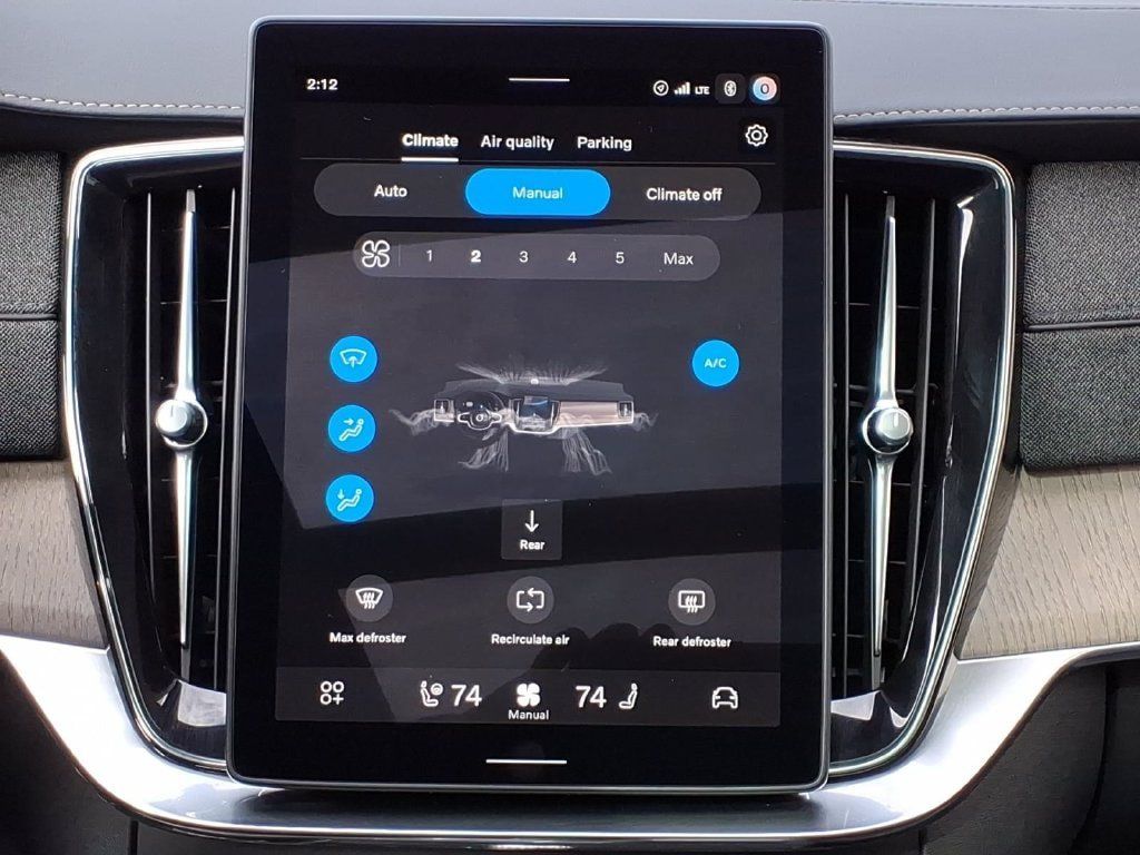 Certified 2026 Volvo XC90 B6 Ultra AWD/4WD image 19