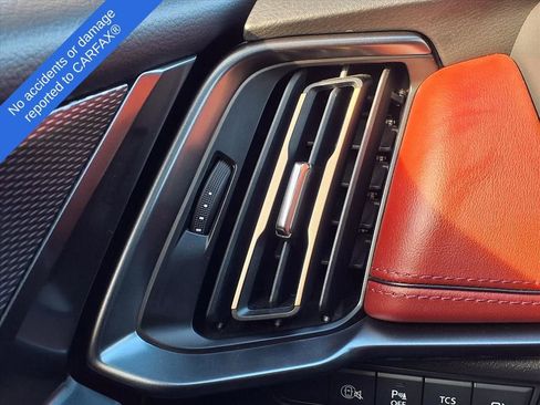 Used 2025 MAZDA CX-70 Plug-In Hybrid w/ Premium Plus image 32