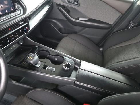 Used 2021 Nissan Rogue S image 27