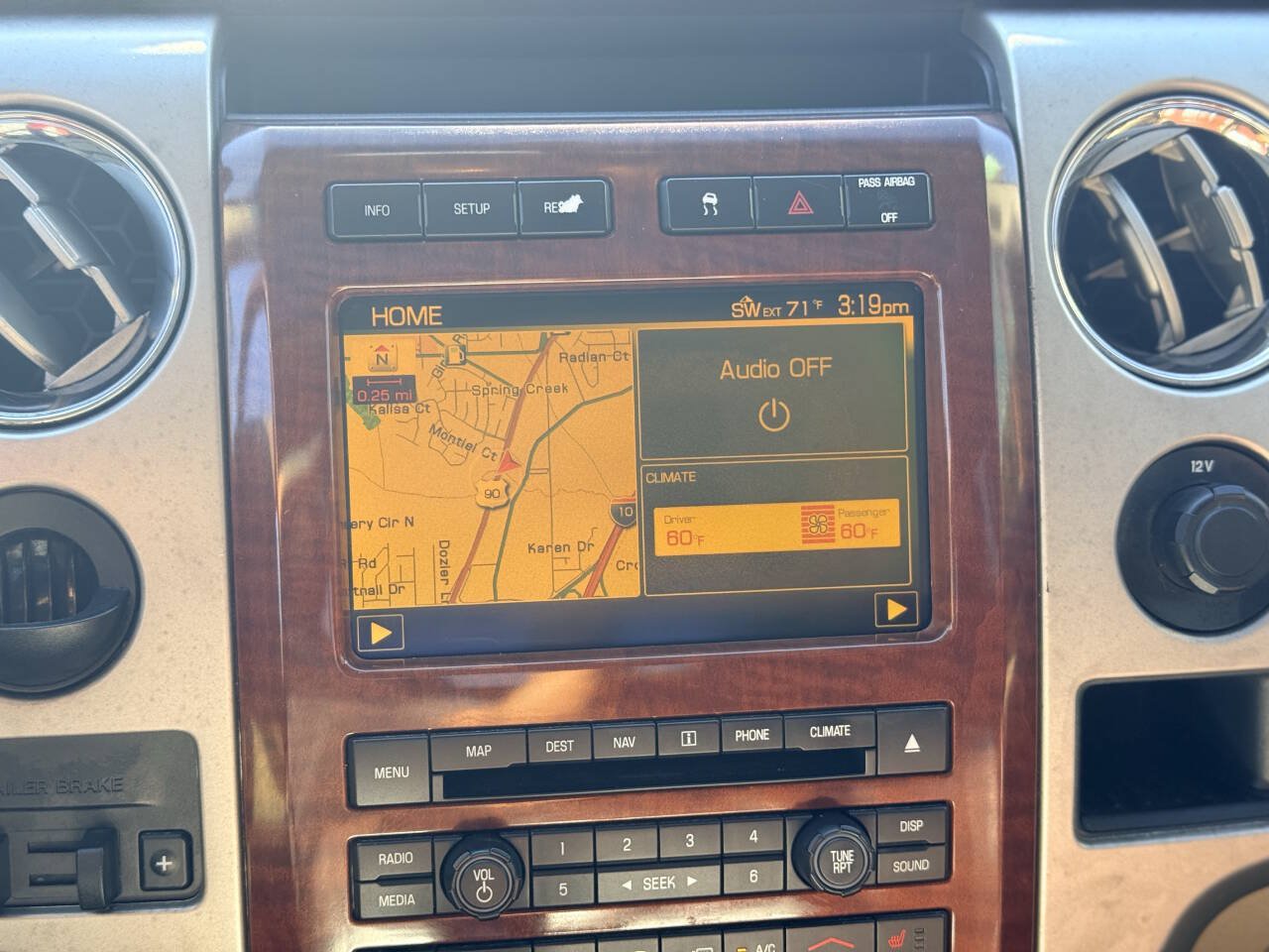 Used 2010 Ford F150 Lariat RWD image 26
