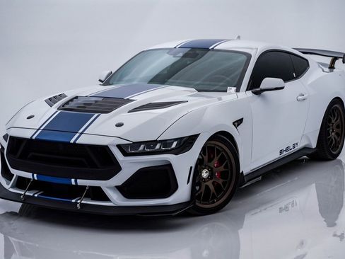 Used 2024 Ford Mustang GT Premium w/ GT Performance Package image 3