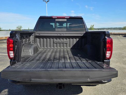 Certified 2026 GMC Sierra 1500 Elevation w/ Elevation Premium Package AWD/4WD image 13