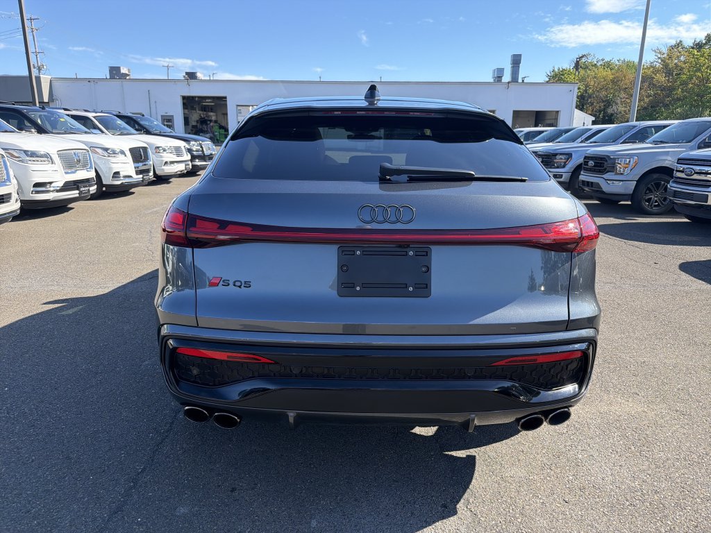 Used 2025 Audi SQ5 Prestige AWD/4WD image 4