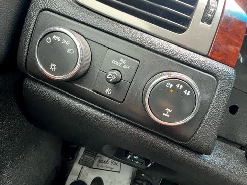 Used 2014 GMC Sierra 3500 SLT image 20