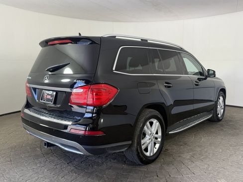 Used 2015 Mercedes-Benz GL 450 4MATIC image 9