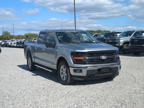 Used 2024 Ford F150 XLT w/ Mobile Office Package AWD/4WD image 2