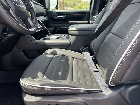 New 2026 GMC Sierra 2500 AT4X AWD/4WD image 10
