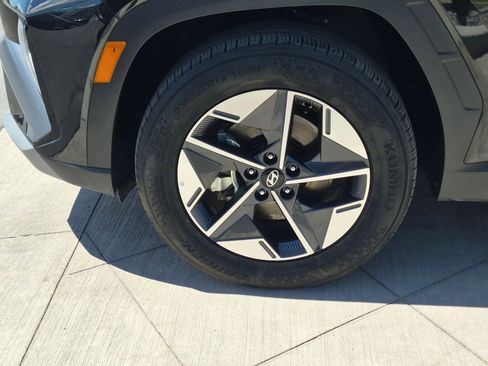Certified 2025 Hyundai Tucson SEL AWD/4WD image 14