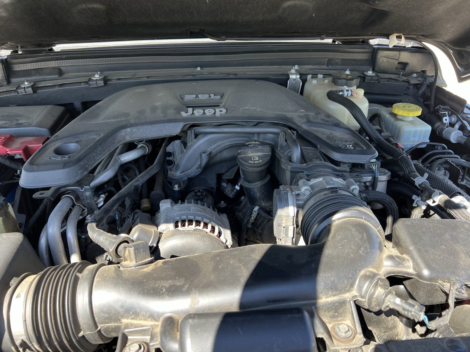 Used 2018 Jeep Wrangler Unlimited Rubicon AWD/4WD image 36