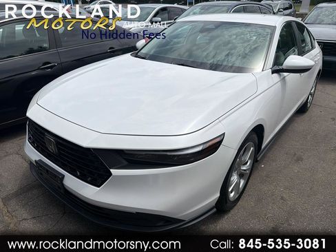 Used 2023 Honda Accord LX image 1
