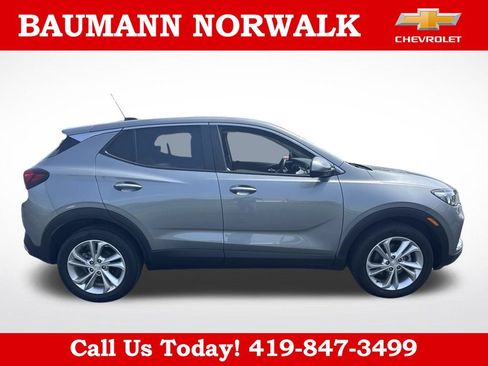 Used 2023 Buick Encore GX Preferred w/ Cold Weather Comfort Package FWD image 6