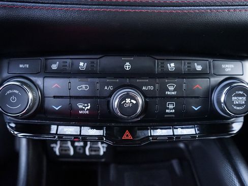 Used 2023 Dodge Durango R/T image 25