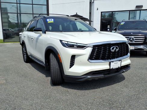 Certified 2024 INFINITI QX60 Autograph w/ Cargo Package AWD/4WD image 3