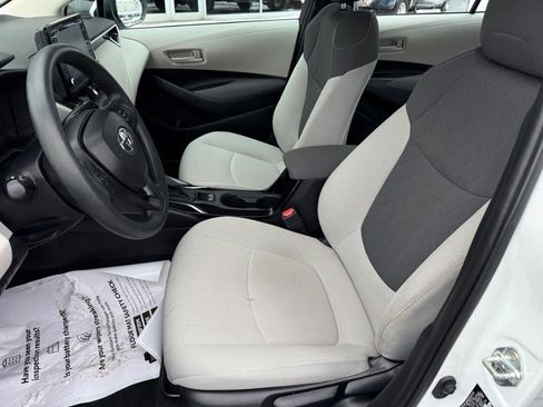 Used 2022 Toyota Corolla LE image 16