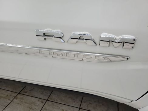 Used 2025 RAM 1500 Limited AWD/4WD image 26