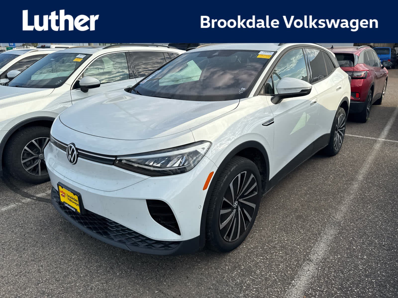 Used 2024 Volkswagen ID.4 Pro AWD/4WD image 1