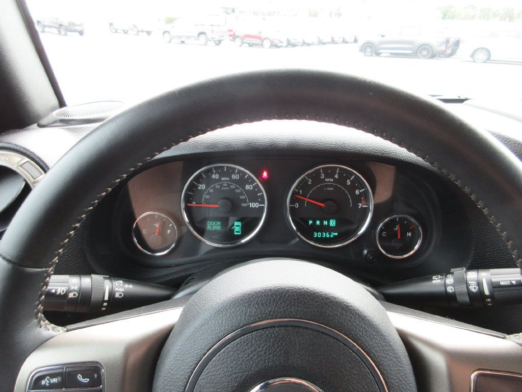 Used 2018 Jeep Wrangler Unlimited Sport AWD/4WD image 24
