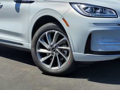 New 2026 Lincoln Corsair Grand Touring image 2