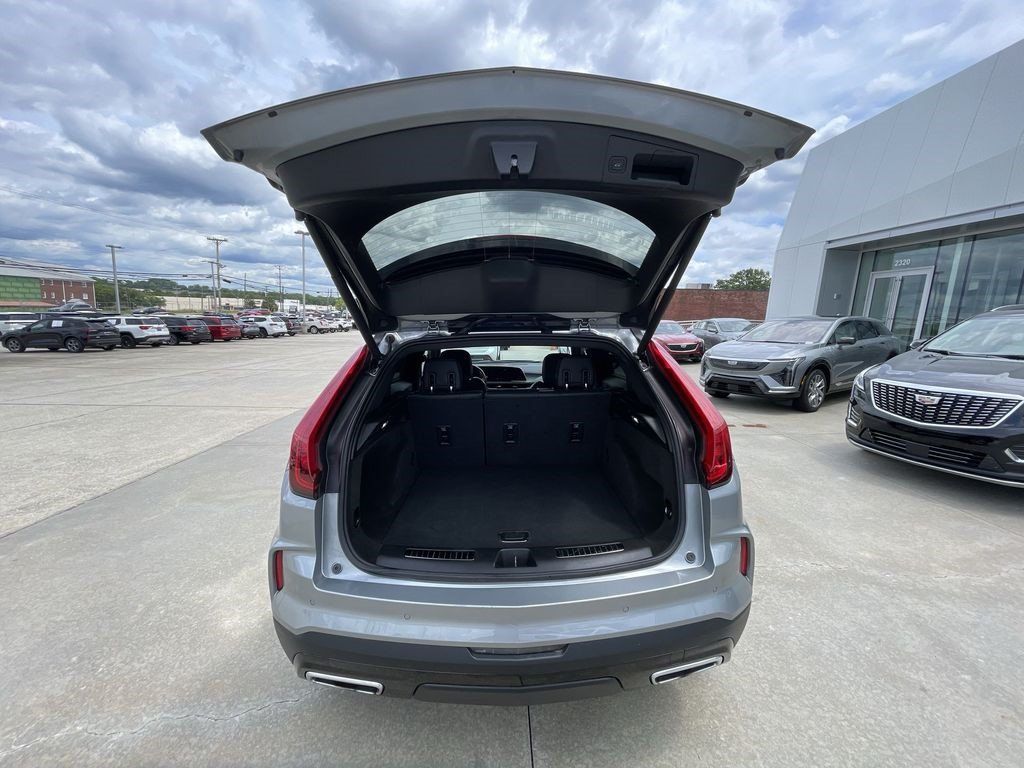 Certified 2025 Cadillac XT4 Premium Luxury FWD image 19