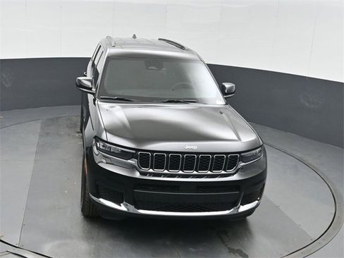 New 2025 Jeep Grand Cherokee L Laredo image 38