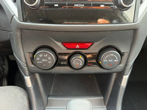Used 2020 Subaru Forester Premium AWD/4WD image 19