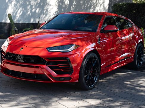 Used 2022 Lamborghini Urus AWD/4WD image 22
