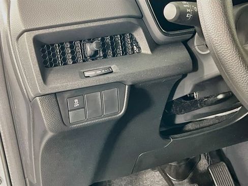 Used 2025 Honda CR-V EX image 11