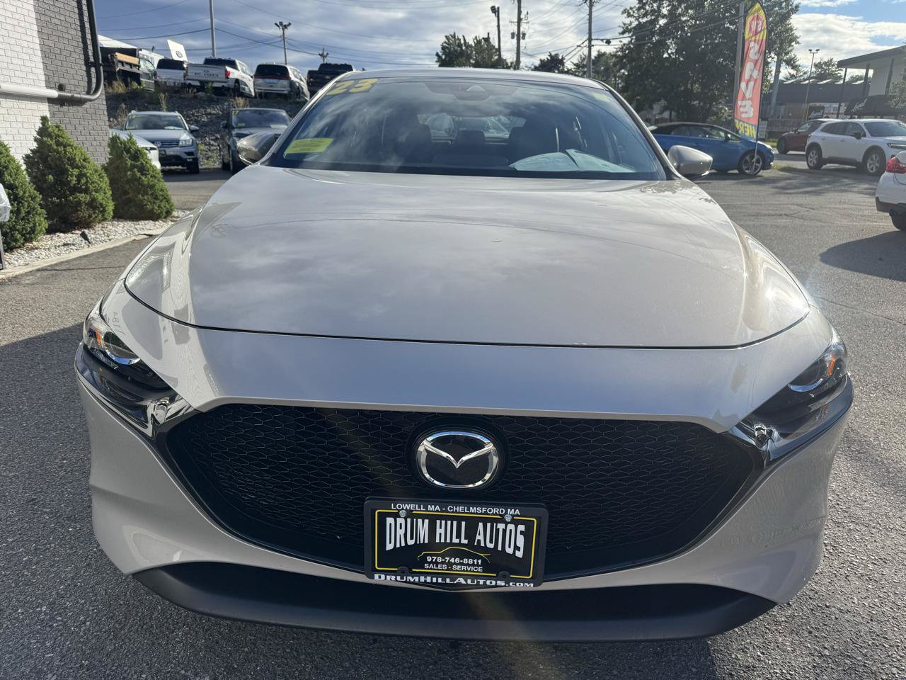 Used 2023 MAZDA MAZDA3 s FWD image 9