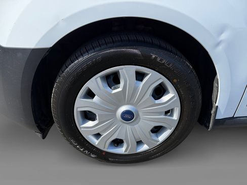 Used 2022 Ford Transit Connect XL FWD image 9