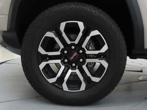 Used 2026 GMC Canyon AT4 w/ Nightfall Essentials Package AWD/4WD image 24
