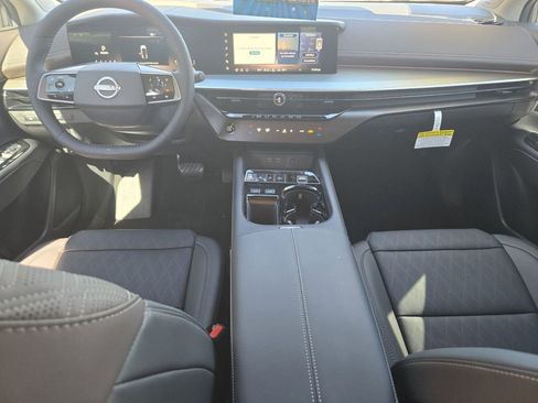 New 2026 Nissan Murano Platinum w/ Cargo Package AWD/4WD image 16