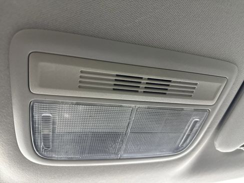 Used 2020 Honda HR-V LX image 23