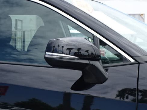 Certified 2025 Toyota RAV4 LE FWD image 7